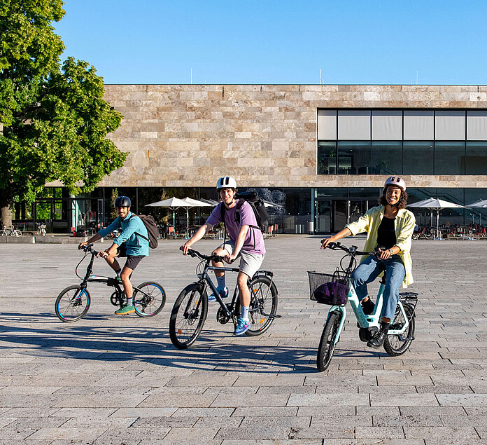 Work together to protect the climate with CITY CYCLING